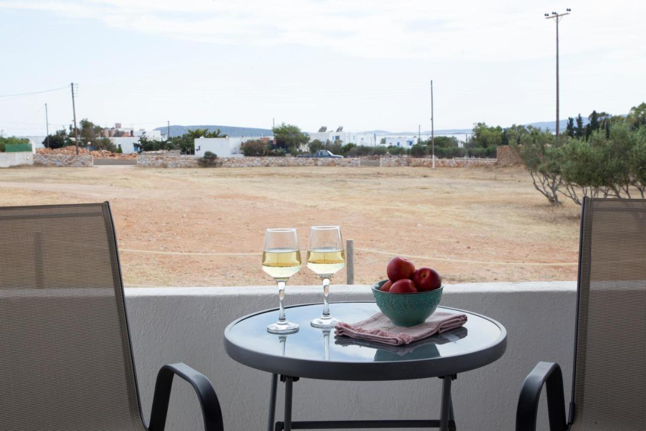 Paros King Aparthotel อลิกิ ภายนอก รูปภาพ