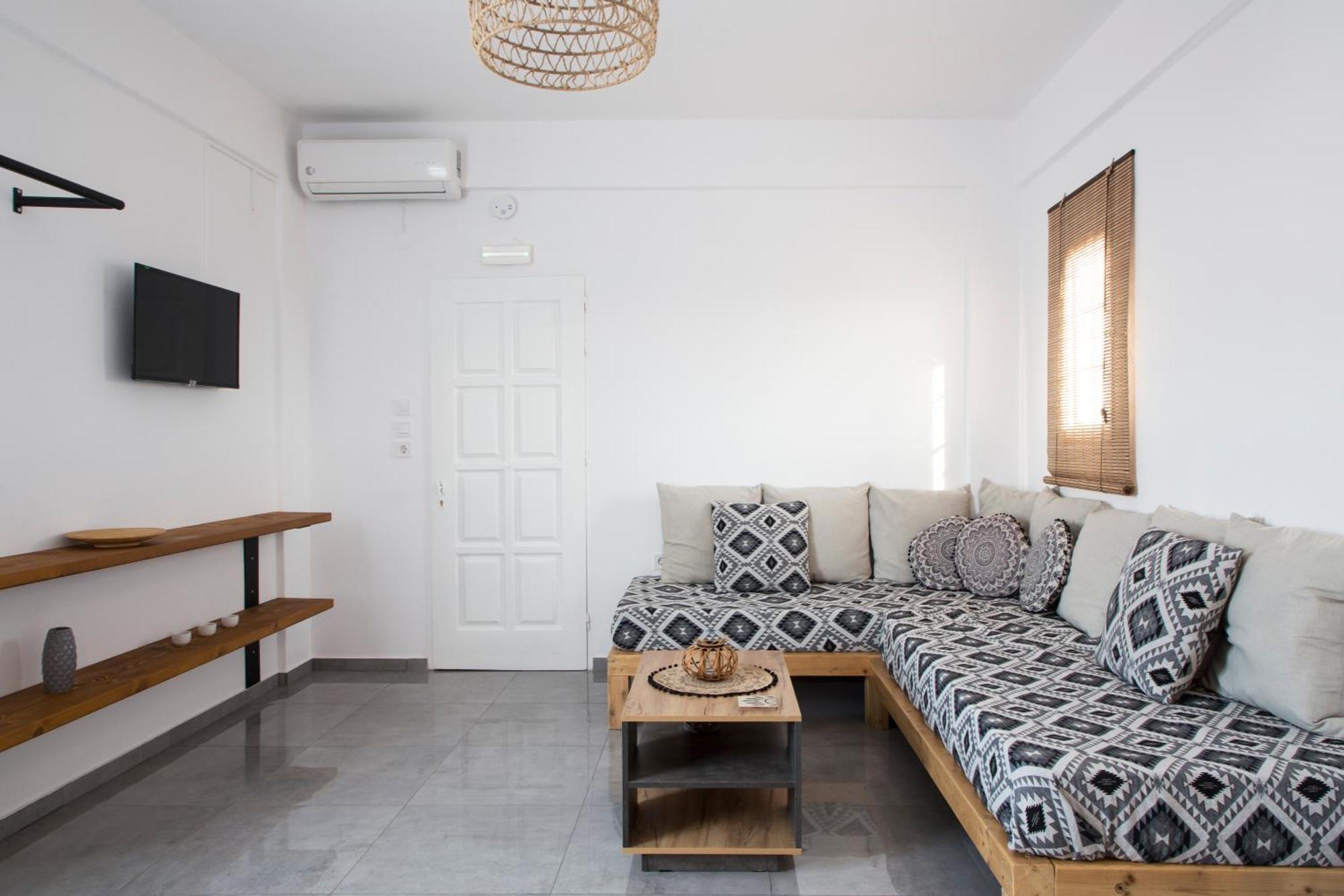 Paros King Aparthotel อลิกิ ภายนอก รูปภาพ